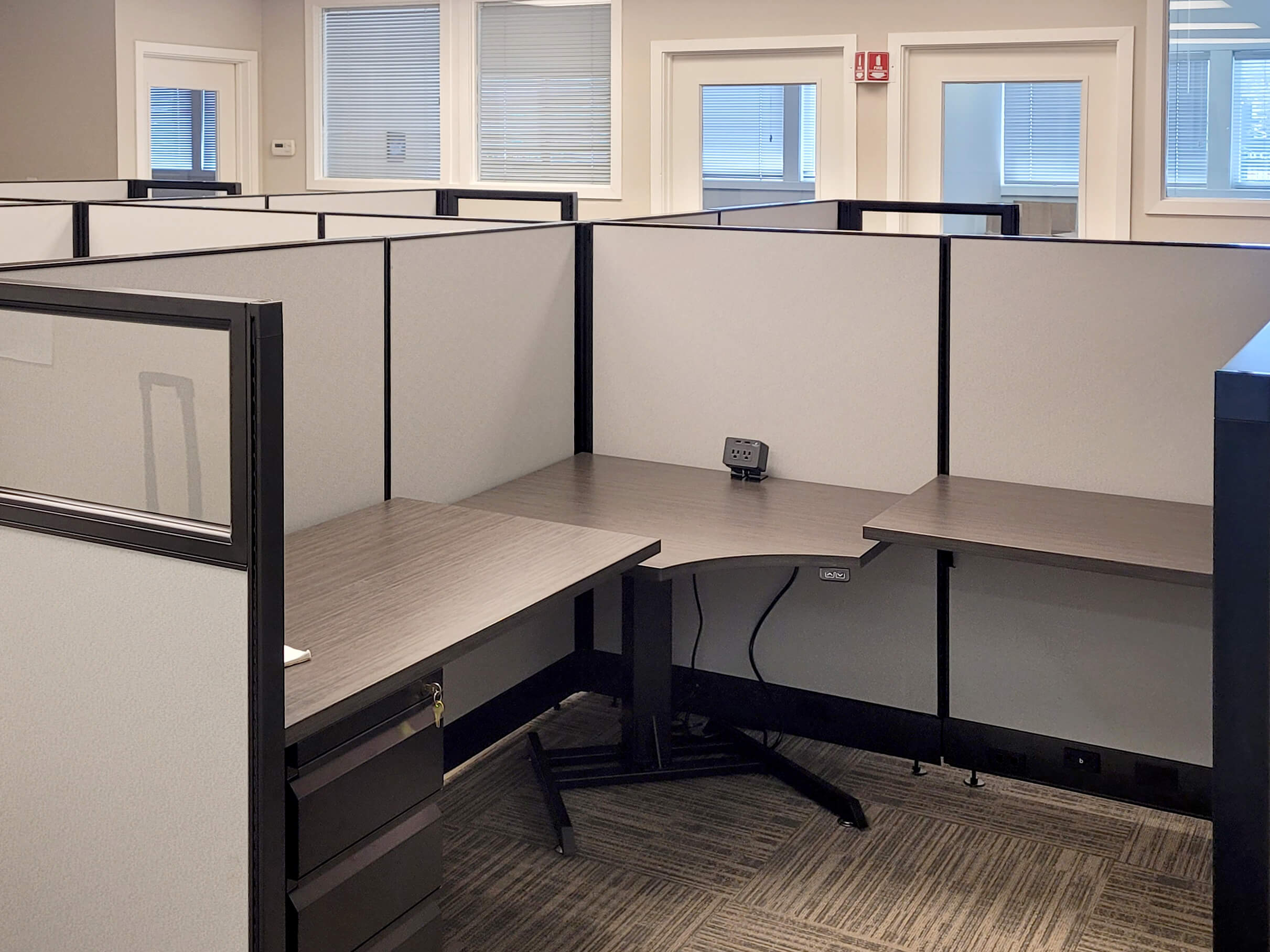 CA office furniture parke4stmo 040123 06 1
