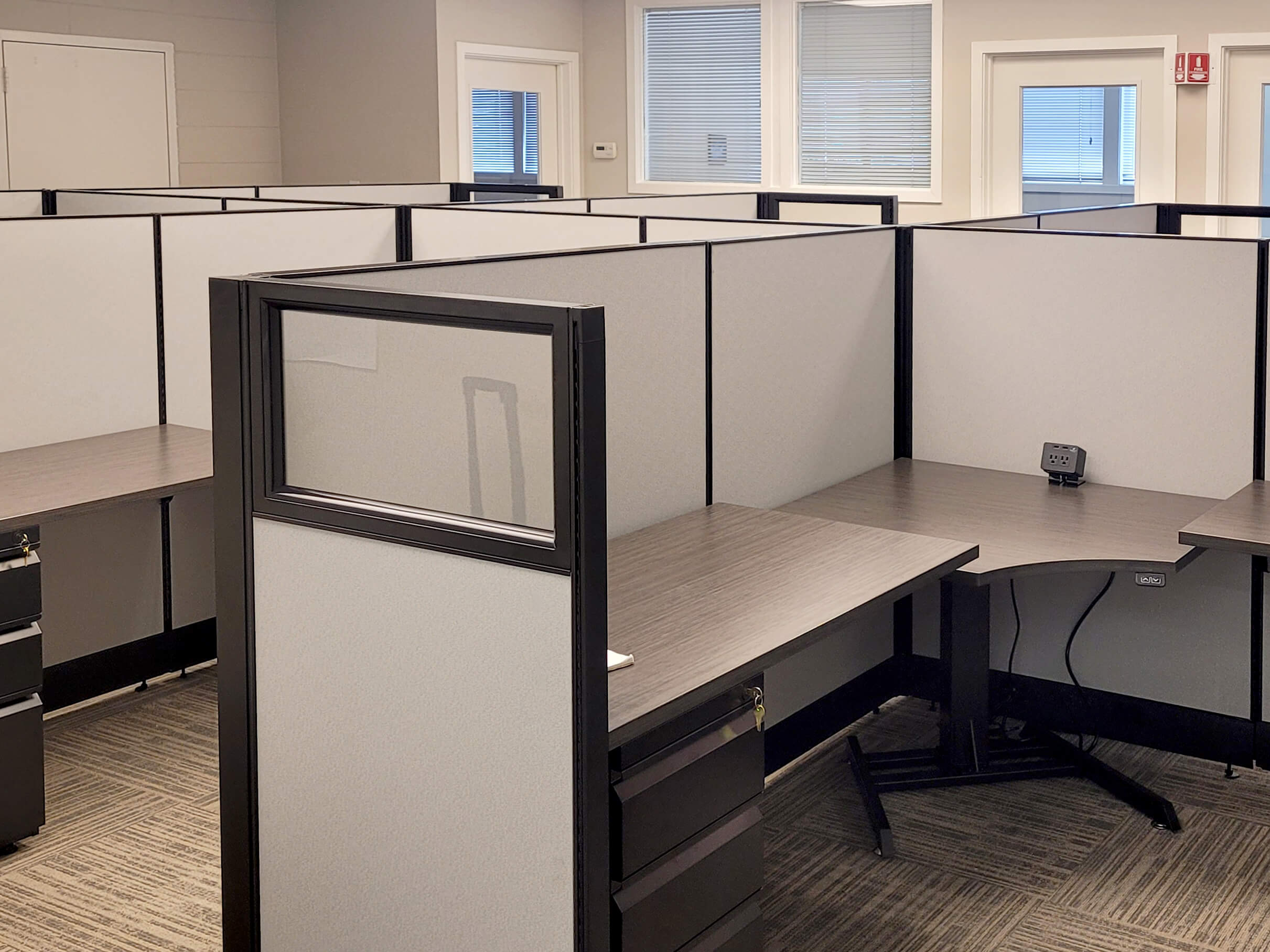 CA office furniture parke4stmo 040123 10 1