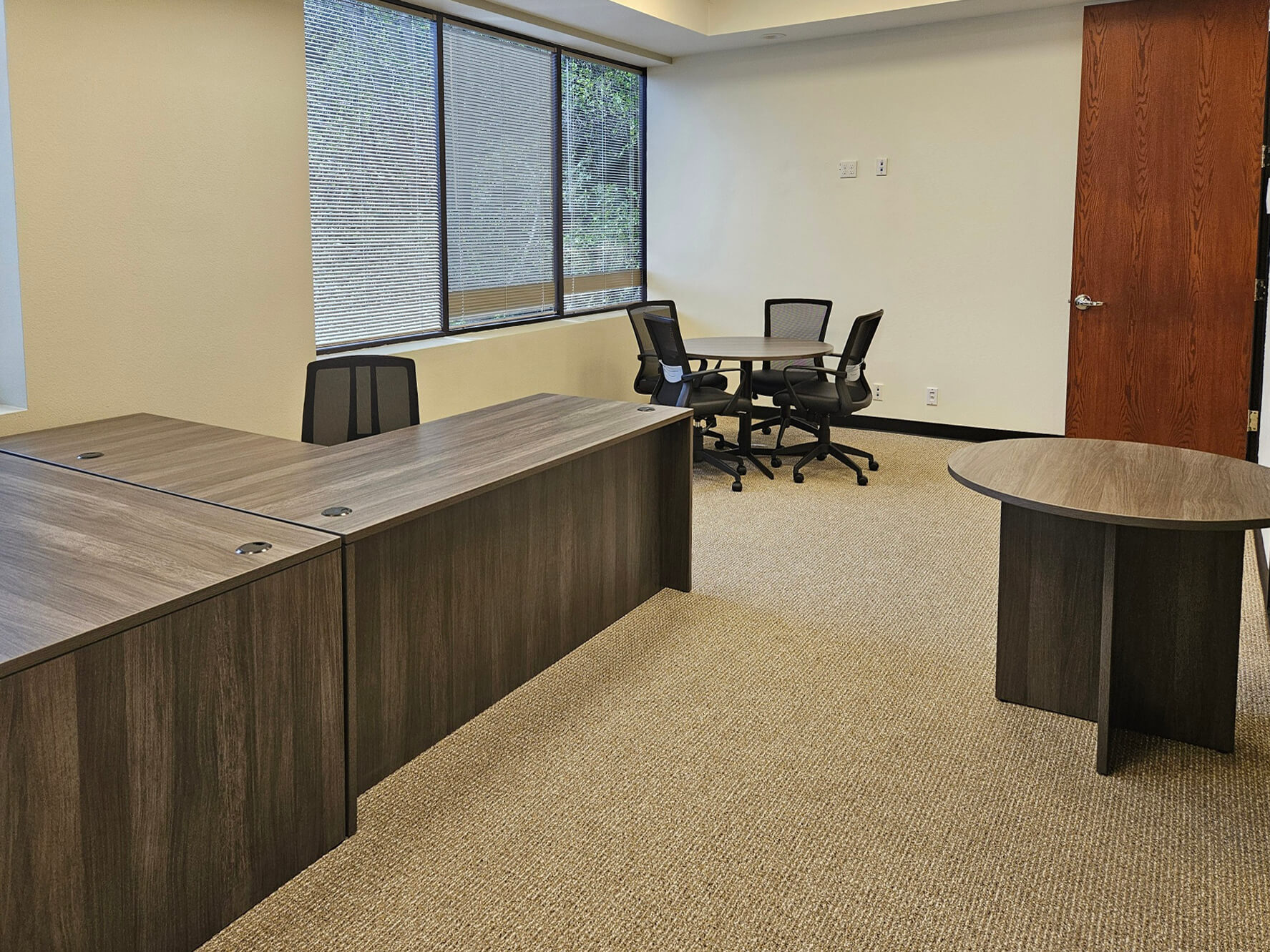 CA office furniture dawse1mzmp 052724 02 CA office furniture dawse1mzmp 052724 02
