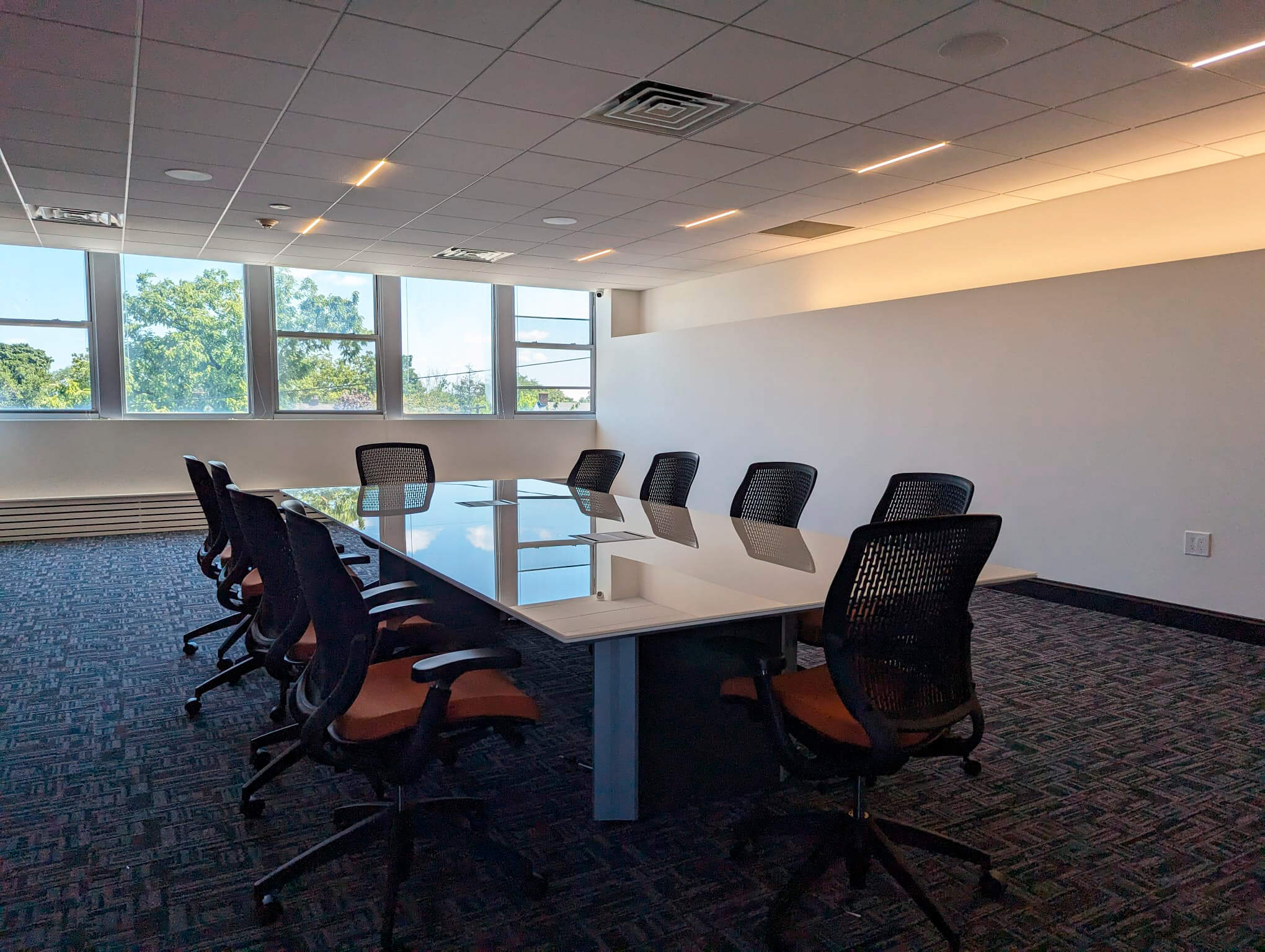 NY office furniture eworl1emrs 082823 02