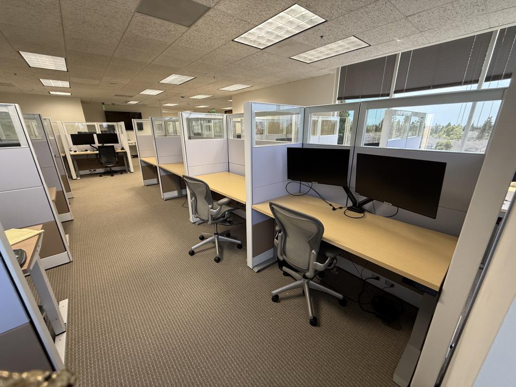Renewed herman miller ethospace 091025 CWU3 2 Renewed herman miller ethospace 091025 CWU3 2