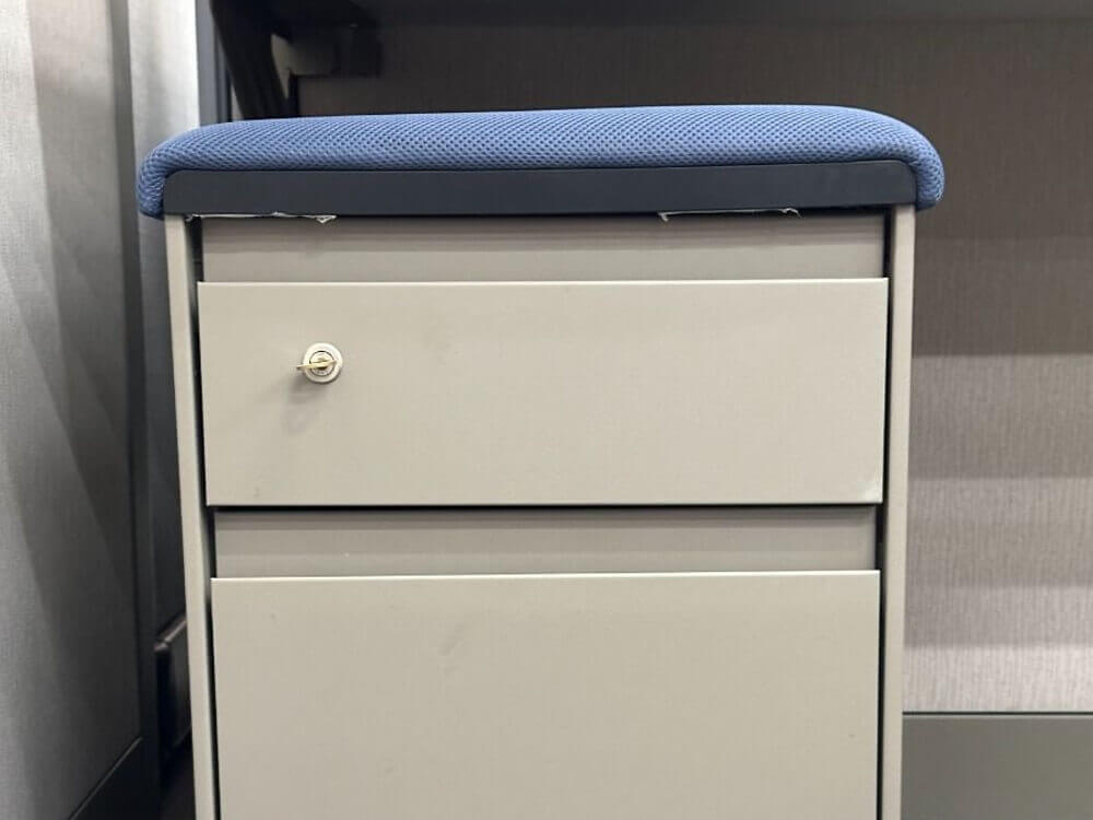 Used steelcase answer 011226 OFC2 4